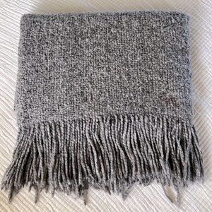 Knitted Throw Blanket Gray Bedford Collection